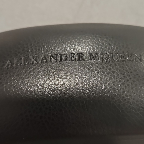 Alexander McQueen Black Oval Sunglasses - 54mm main image 15